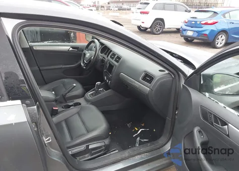 2017 Volkswagen Jetta 1.4T Se из США, поврежденный, VIN 3VWDB7AJ8HM407792